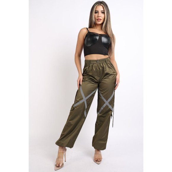 Women's Windbreaker Jogger Pants With Reflective Detail Zipper Cargo Pocket Comf - Picture 2 of 8